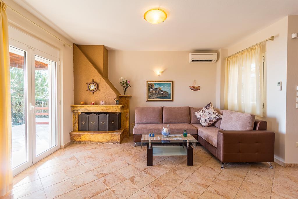 Villa Nefeli Akti Salonikiou B อาโยส นิโกลาออส ภายนอก รูปภาพ